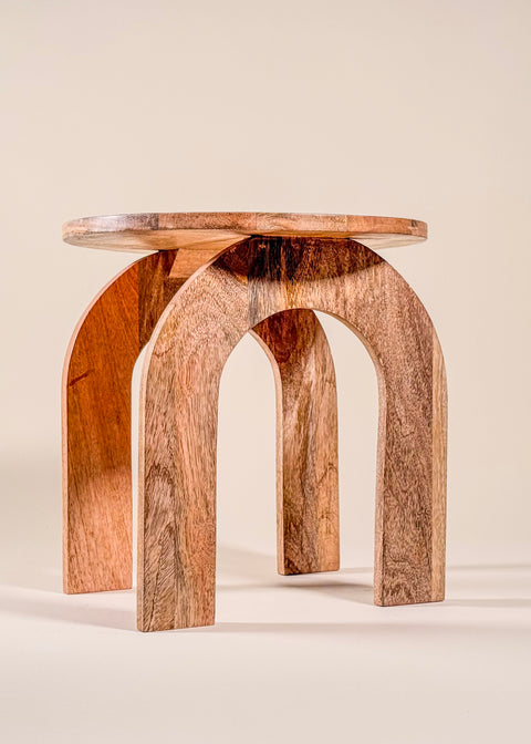 Piédestal en bois Burnett