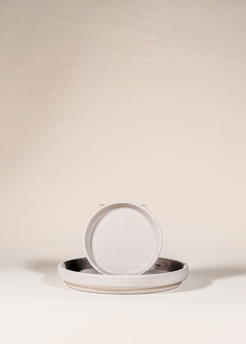 Soucoupe blanche par Spang